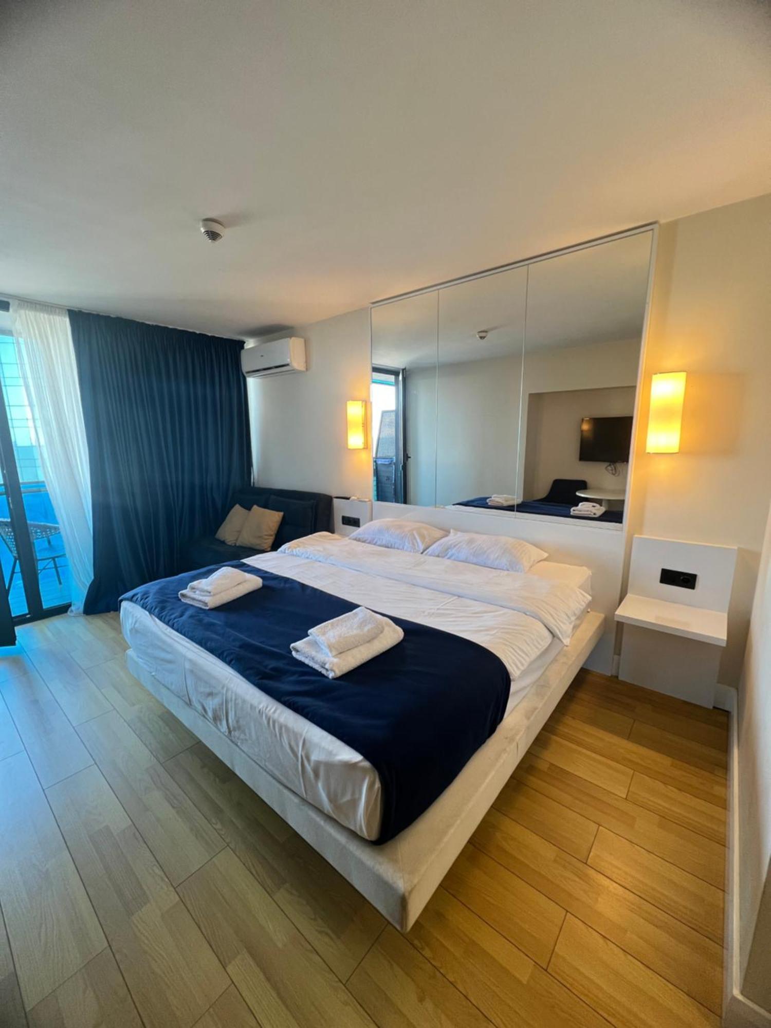 Spend Your Time In Orbi City Batumi Exterior foto